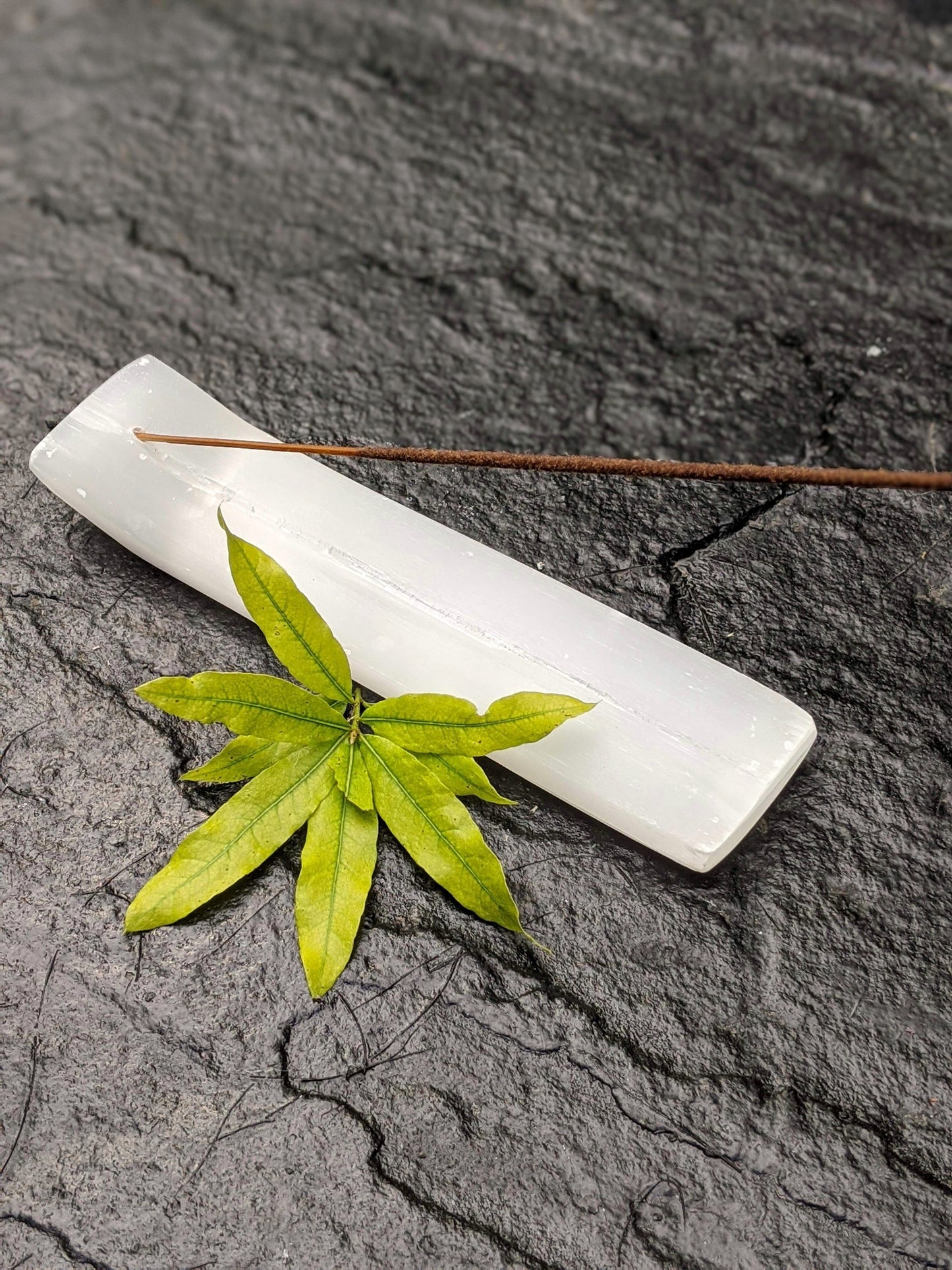 Selenite Incense Holder - Luni